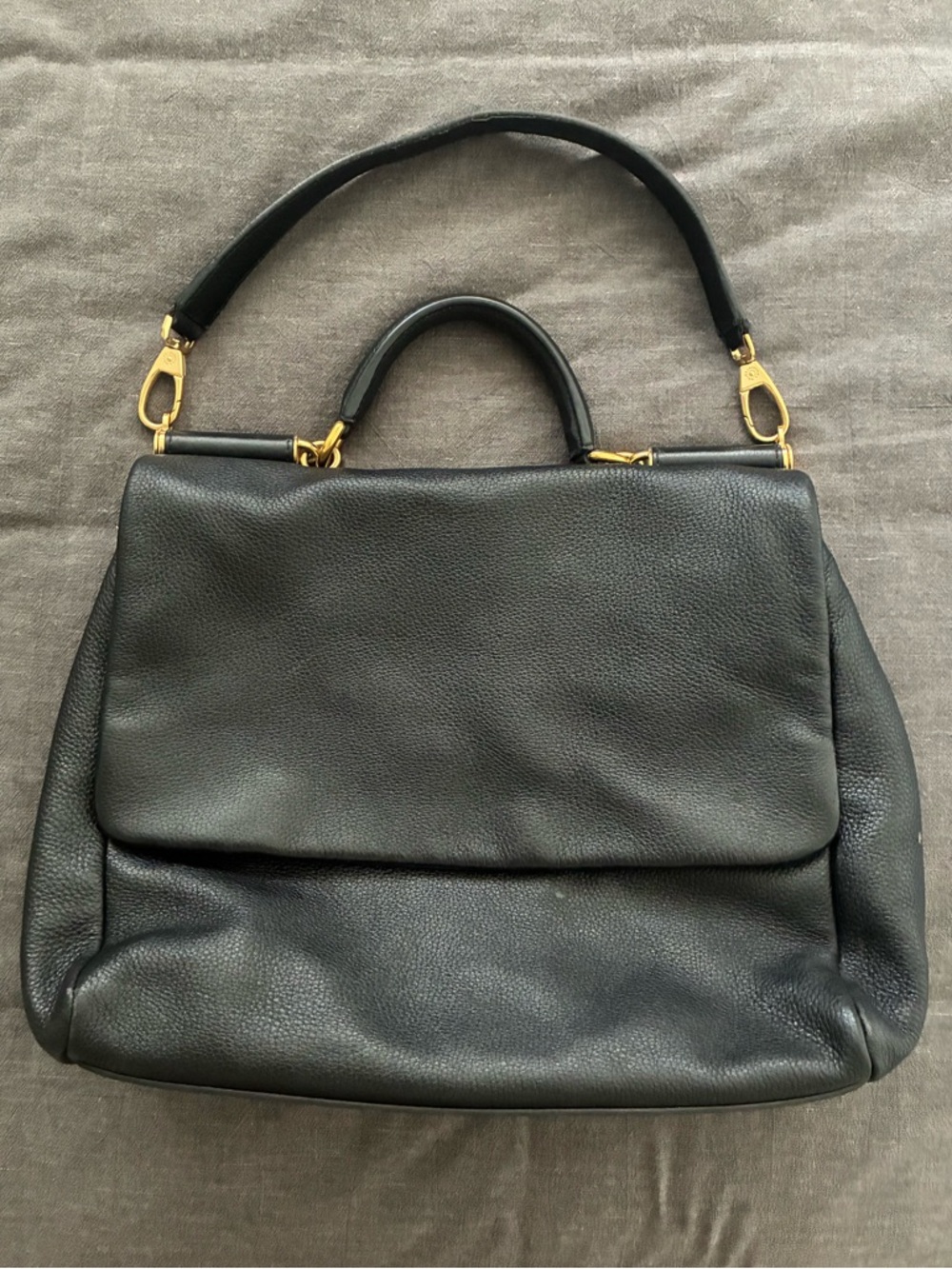 Dolce & Gabbana cervo leather large black satchel luxury purse classic elegance